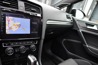 Volkswagen Golf – thumbnail 24