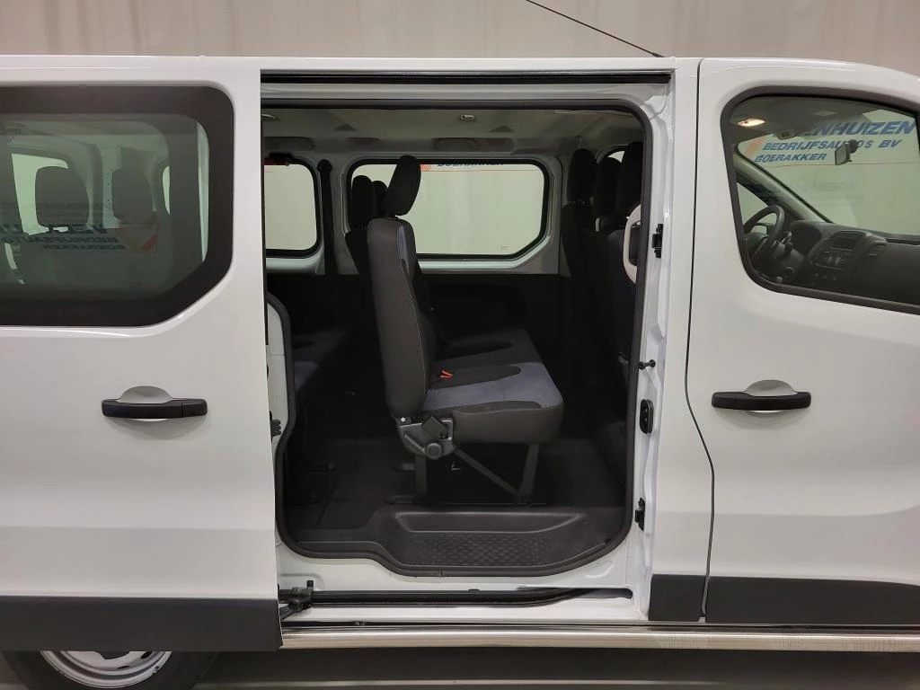 Opel Vivaro – foto 9