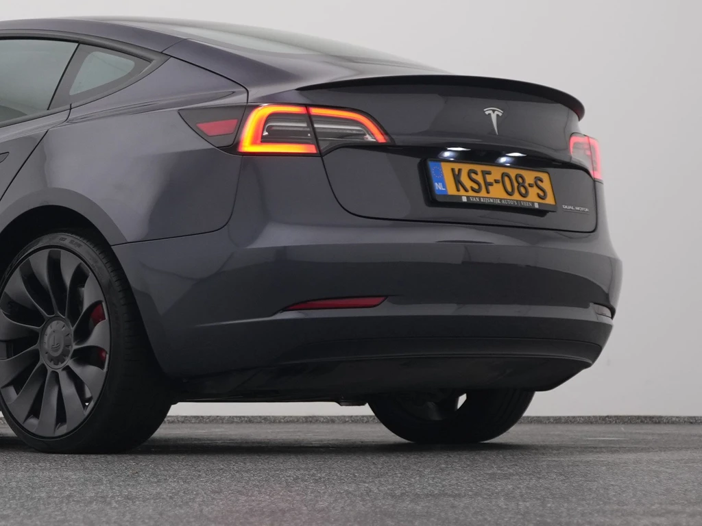 Tesla Model 3 – foto 5
