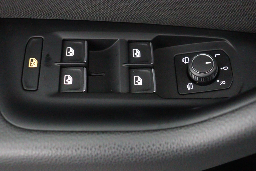 Volkswagen Passat – foto 23