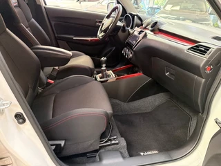 Suzuki Swift – thumbnail 15