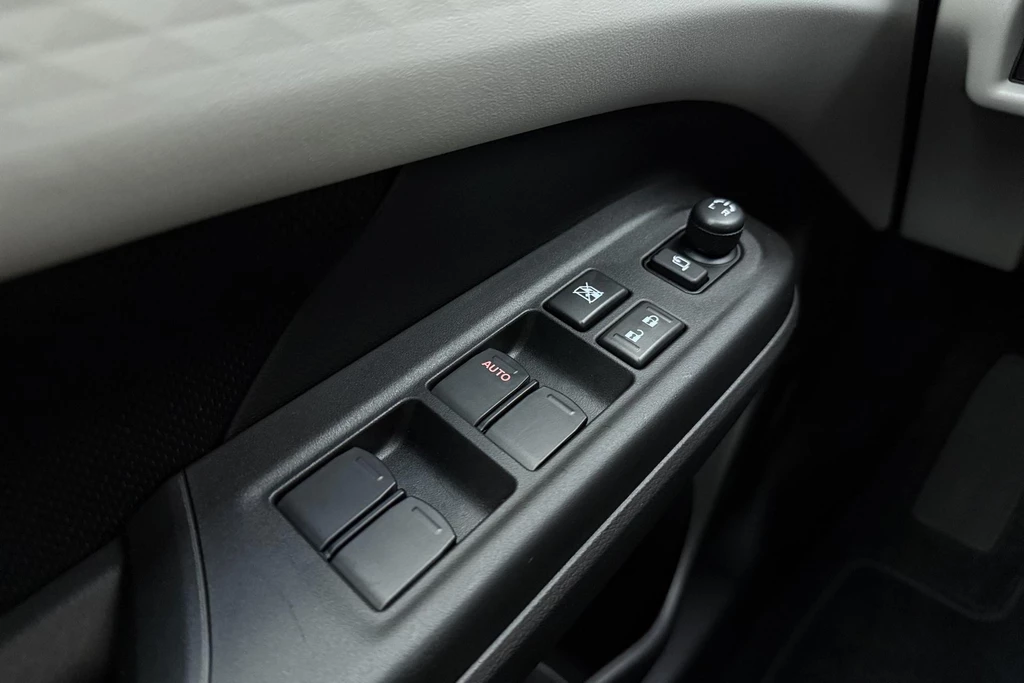 Suzuki Swift – foto 17