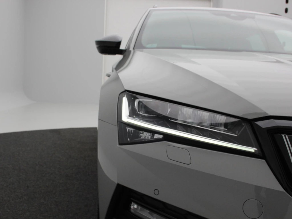 Škoda Superb – foto 11
