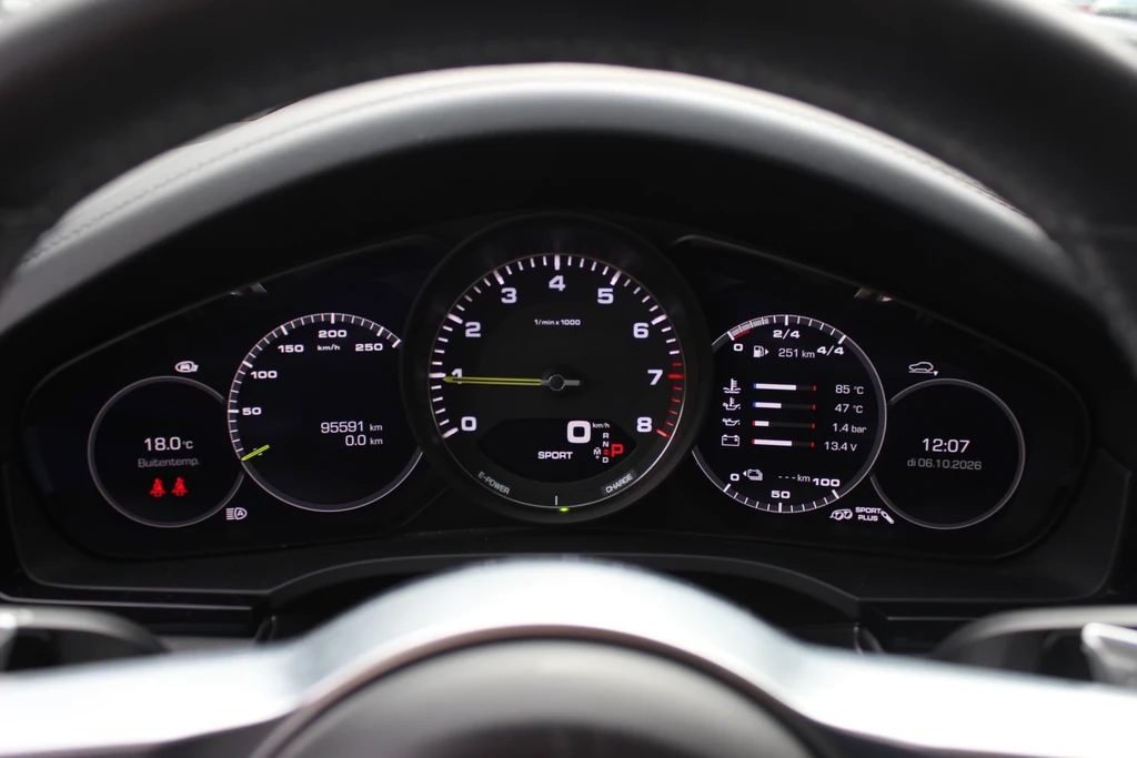 Porsche Cayenne – foto 21
