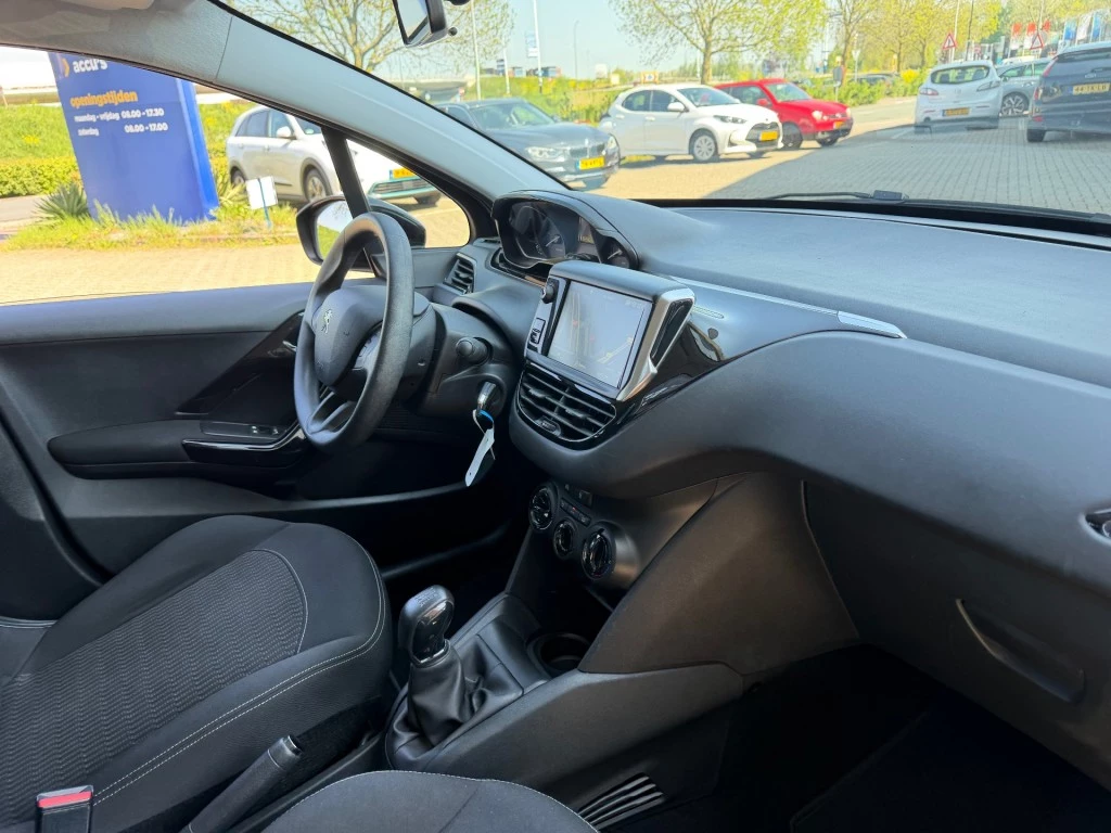 Peugeot 208 – foto 29