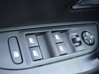 Peugeot e-2008 – thumbnail 21