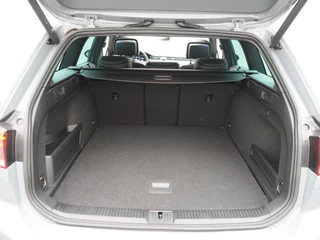 Volkswagen Passat – thumbnail 57
