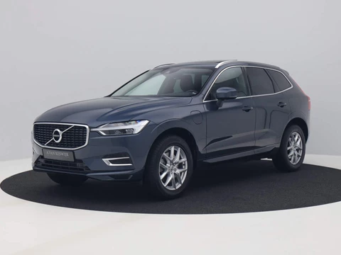 Volvo XC60 2.0 T8 Twin Engine AWD Momentum | PANO | LEDER
