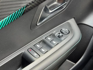 Peugeot 208 – thumbnail 10