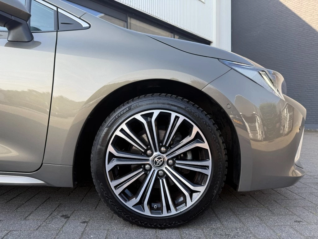 Toyota Corolla Touring Sports – foto 31