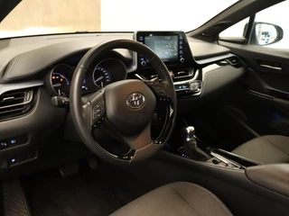 Toyota C-HR – thumbnail 18