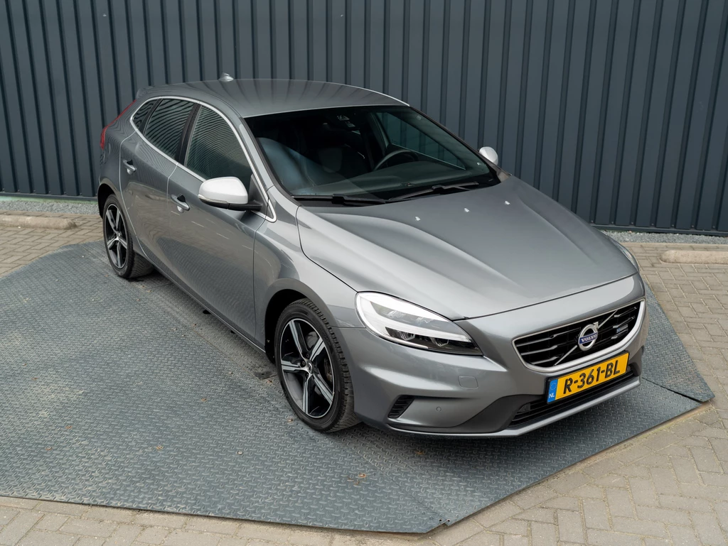 Volvo V40 – foto 16