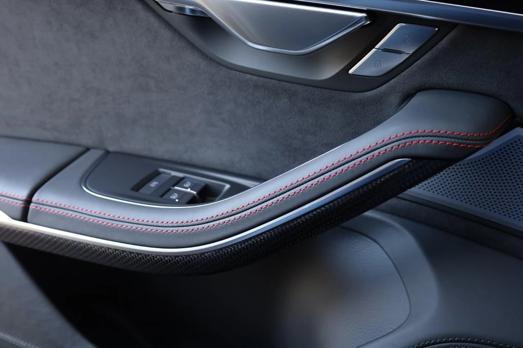 Audi S8 – foto 24