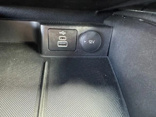 Ford Kuga – thumbnail 30