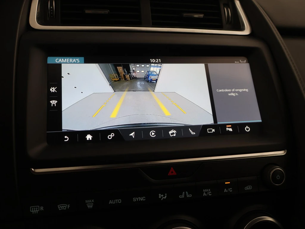Jaguar E-PACE – foto 13
