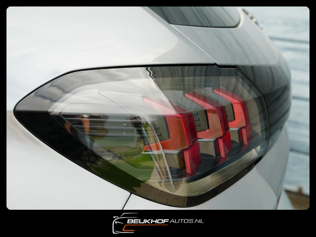Peugeot e-208 – foto 14