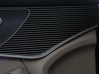 Mercedes-Benz EQC – thumbnail 43
