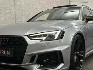 Audi RS4 – thumbnail 3