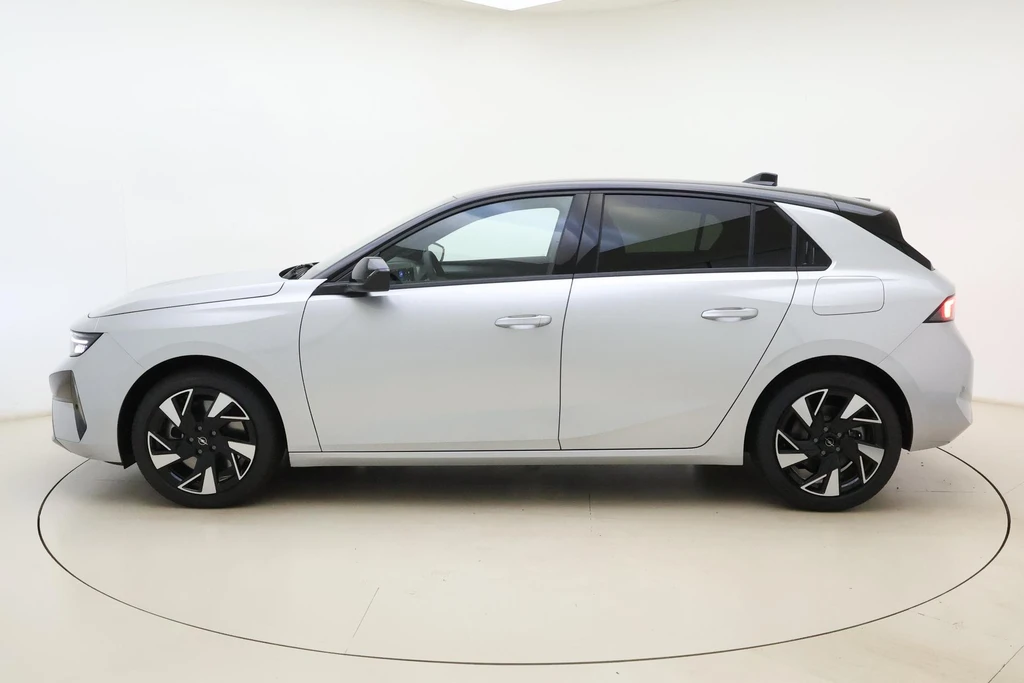Opel Astra – foto 2