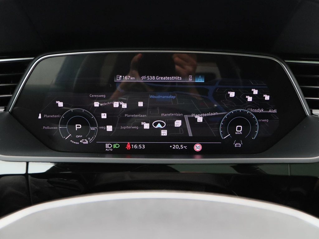 Audi Q8 e-tron – foto 30