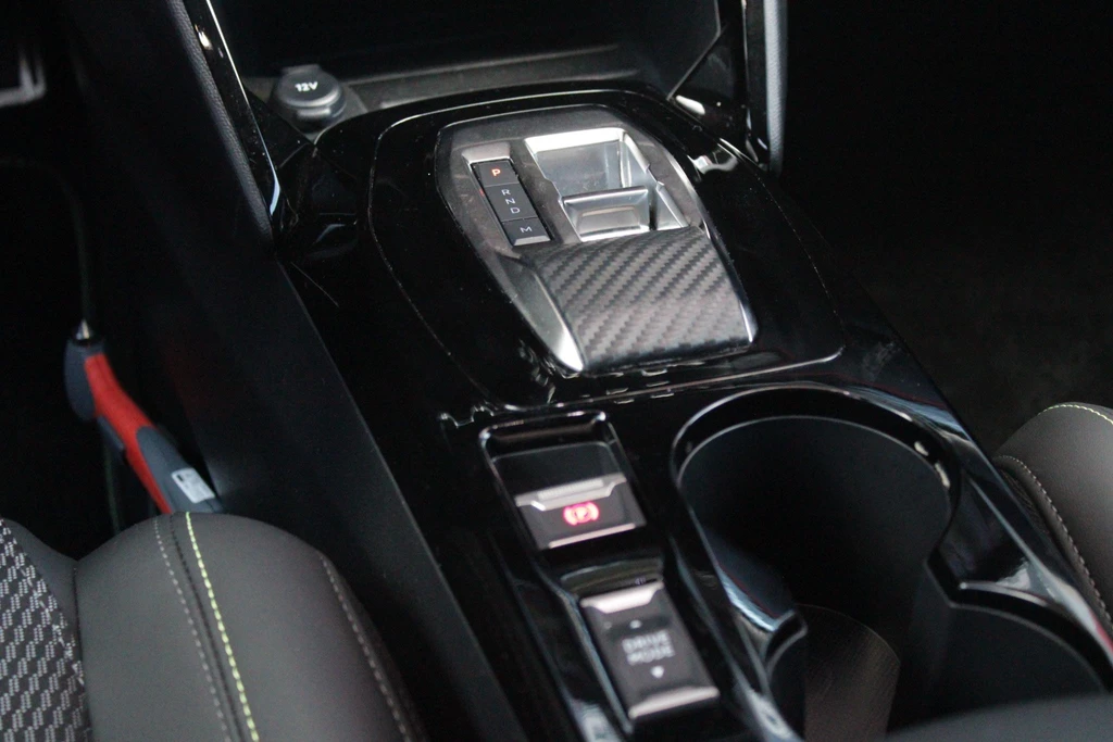 Peugeot 208 – foto 19