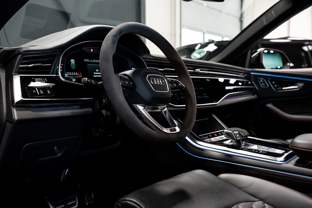 Audi RSQ8 – foto 26