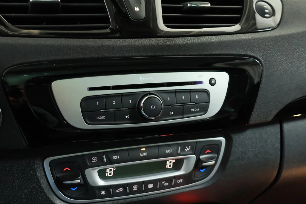Renault Scénic – foto 17