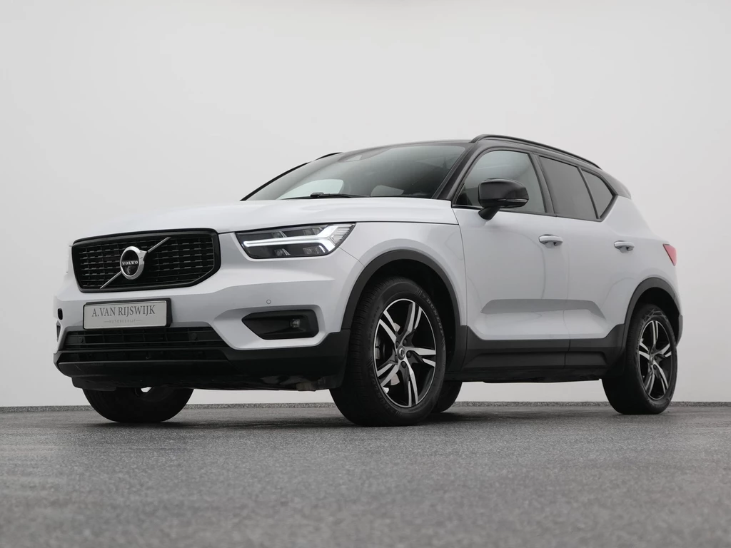 Volvo XC40 – foto 2
