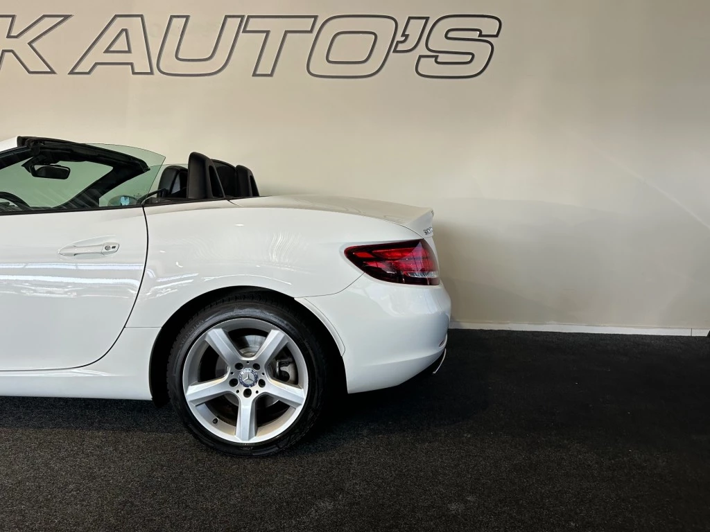 Mercedes-Benz SLC – foto 6