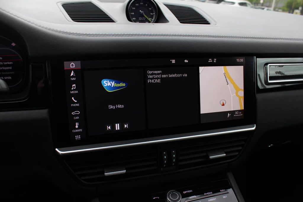Porsche Cayenne – foto 21