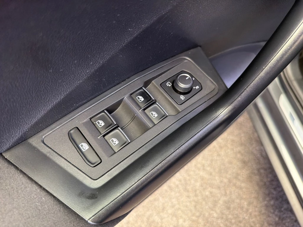 Volkswagen T-Roc – foto 24