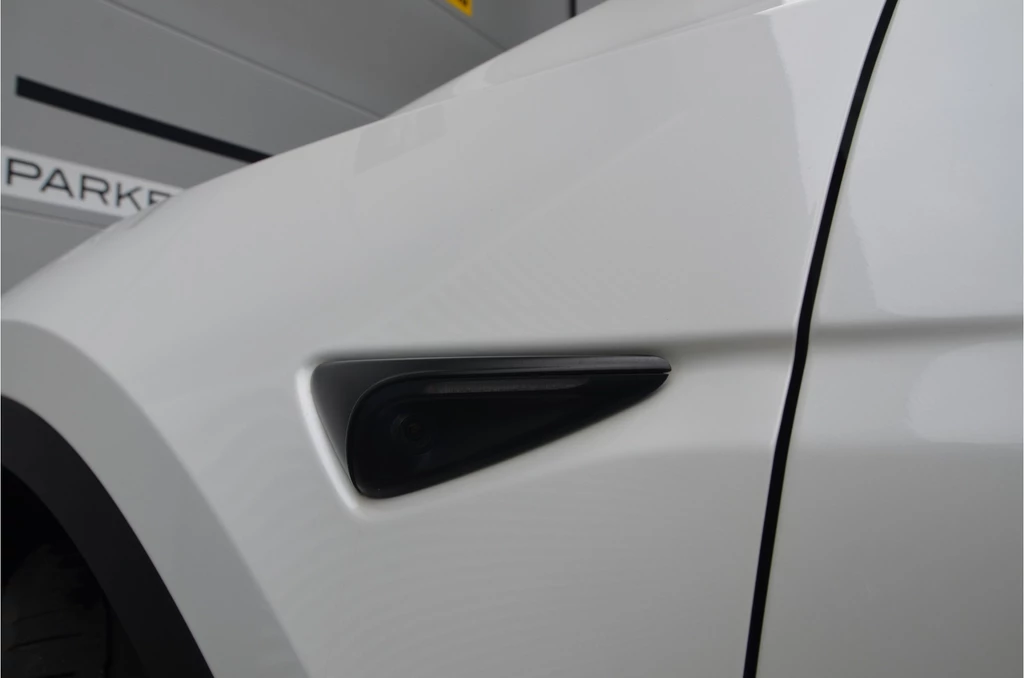 Tesla Model Y – foto 31