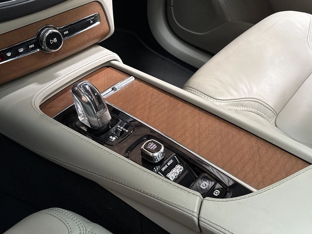 Volvo XC90 – foto 11