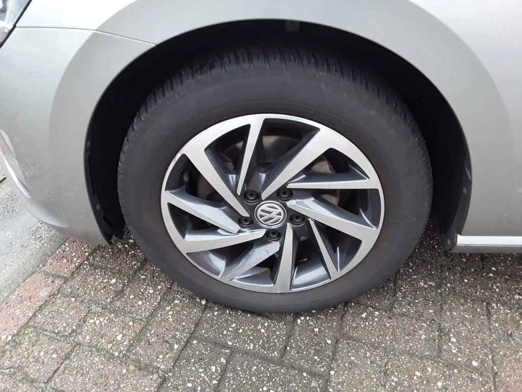 Volkswagen Golf Sportsvan – foto 43