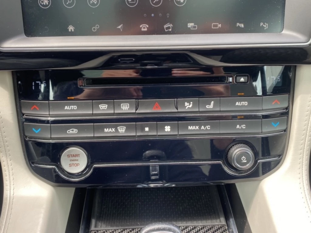 Jaguar F-PACE – foto 23