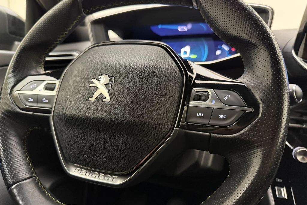 Peugeot e-2008 – foto 21
