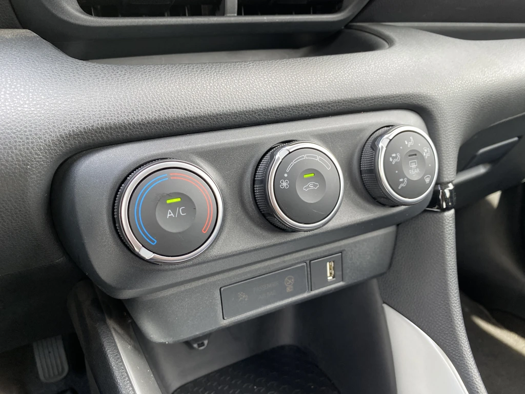 Toyota Yaris – foto 23