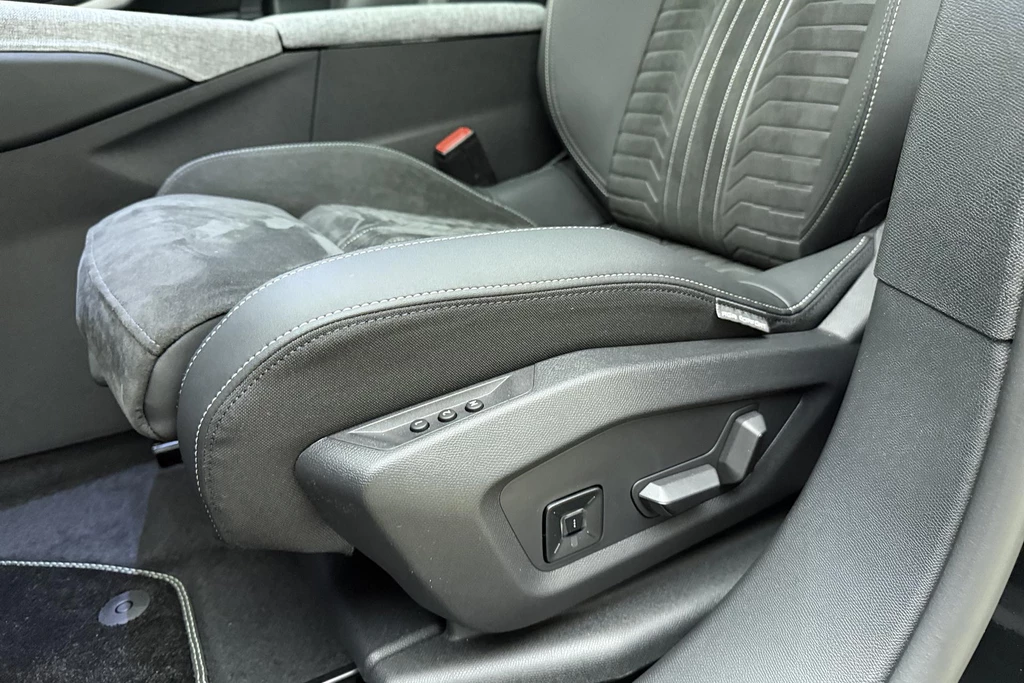 Peugeot e-5008 – foto 23