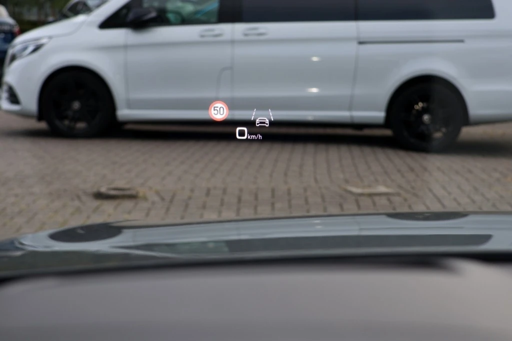 Audi Q8 – foto 4