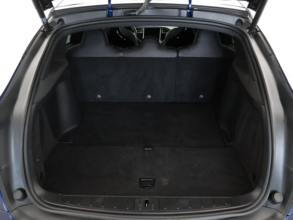 Tesla Model X – foto 43