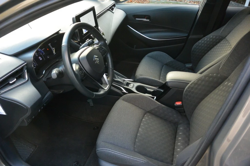 Suzuki Swace – foto 19
