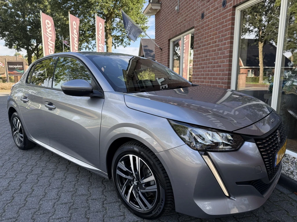 Peugeot 208 – foto 8