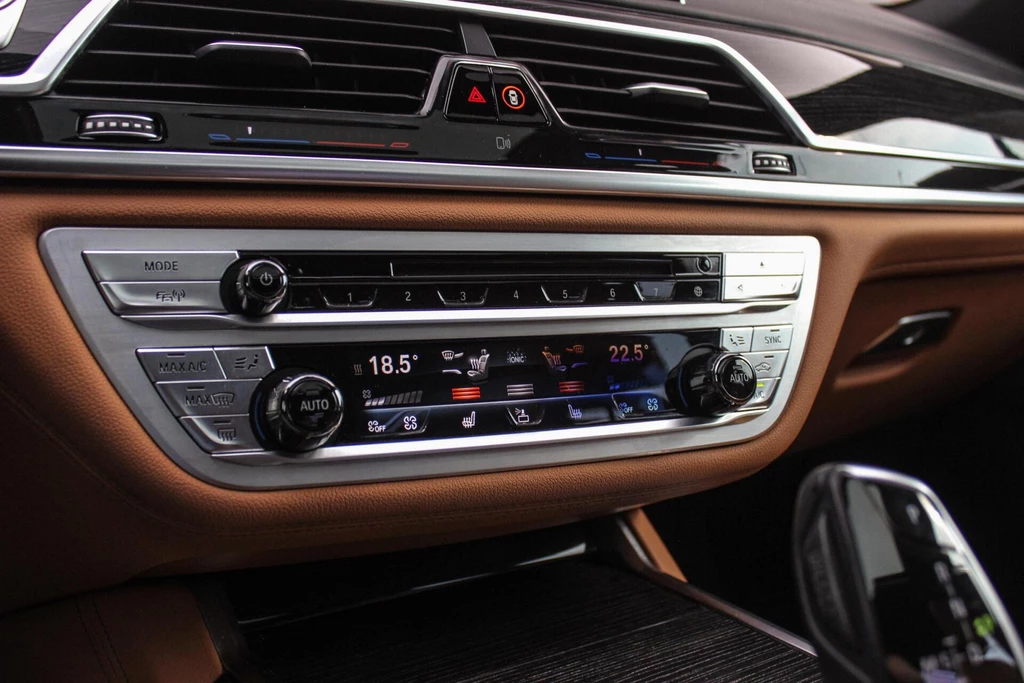 BMW 7 Serie – foto 46
