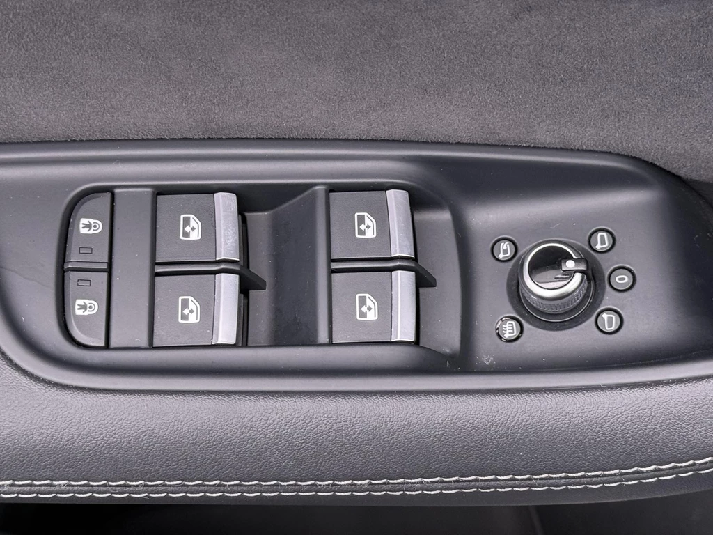 Audi Q7 – foto 37