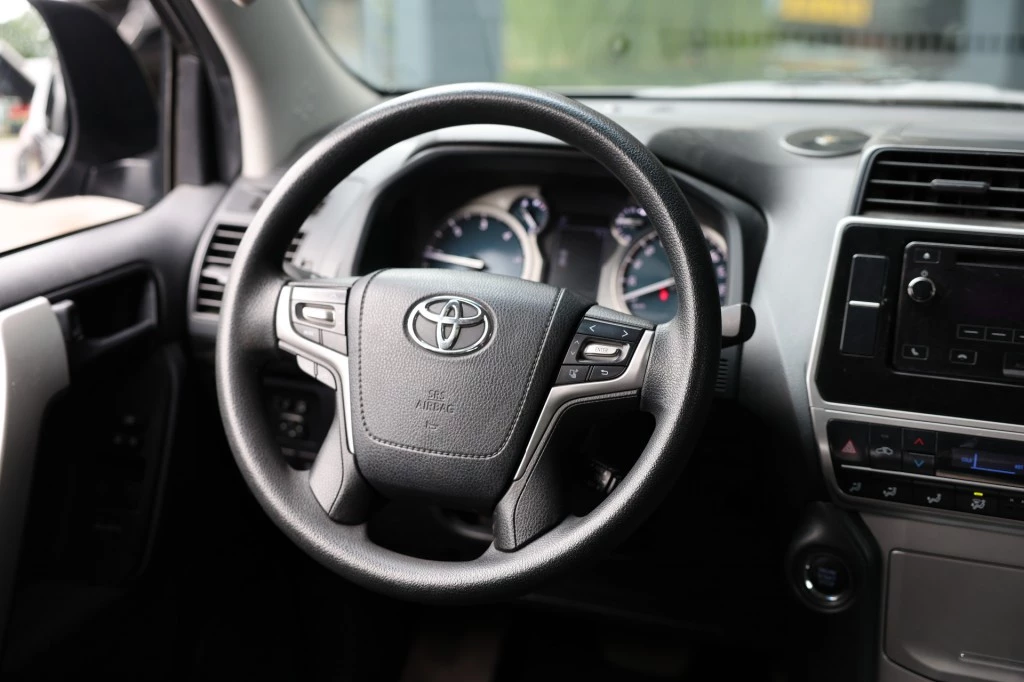 Toyota Land Cruiser – foto 11
