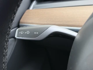 Tesla Model 3 – thumbnail 32