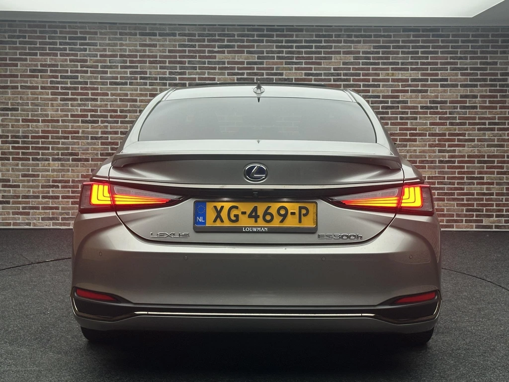 Lexus ES – foto 5