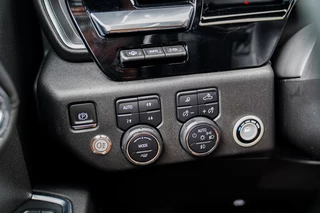 Chevrolet Silverado – thumbnail 37