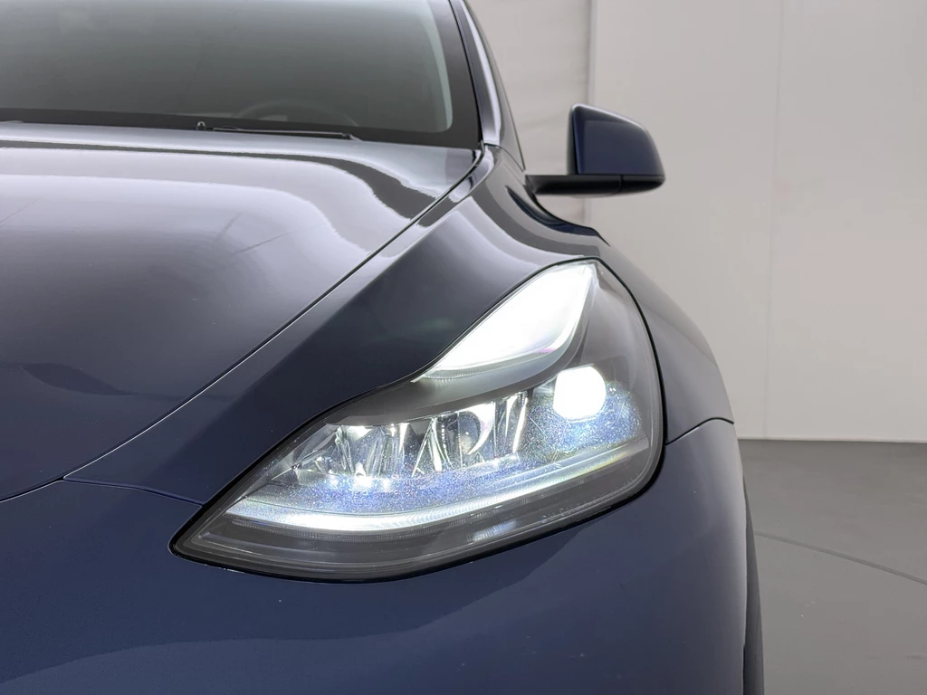 Tesla Model Y – foto 32