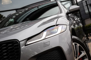 Jaguar F-PACE – thumbnail 32